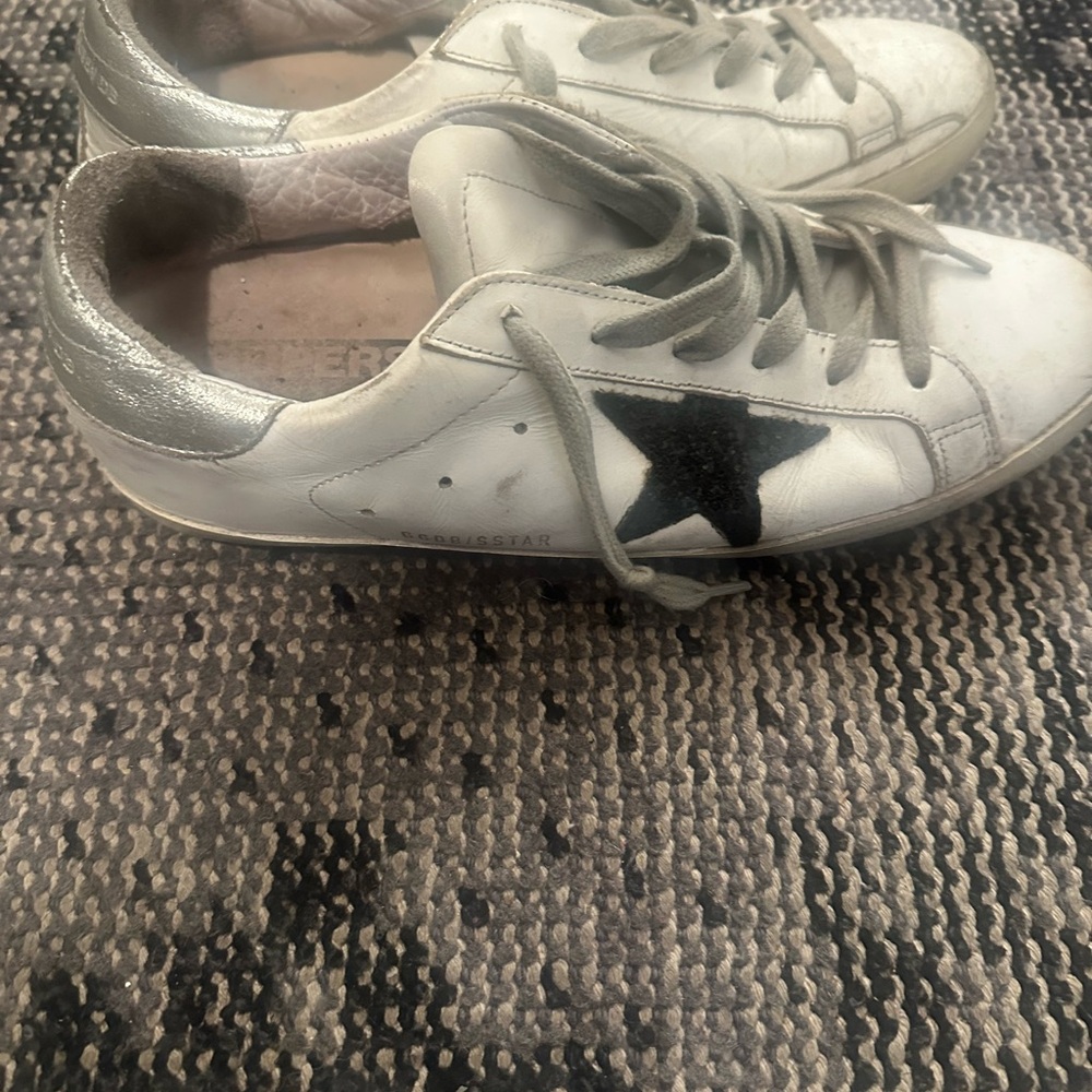 Golden Goose Superstar White Sneakers with Black Star size 40 fits US 9.5-10 - Picture 6 of 6